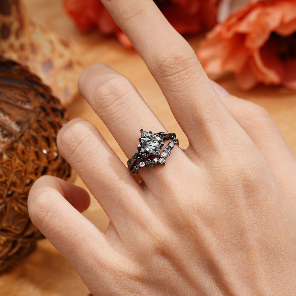 Dark Romantic Marquise Nature-Inspired Leaf Bridal Ring Set