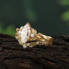 Nature-Inspired Marquise Moissanite Engagement Ring Set with Vine Motif