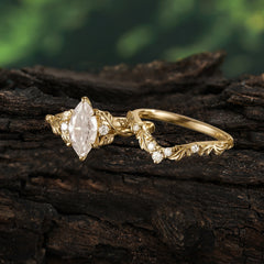 Nature-Inspired Marquise Moissanite Engagement Ring Set with Vine Motif