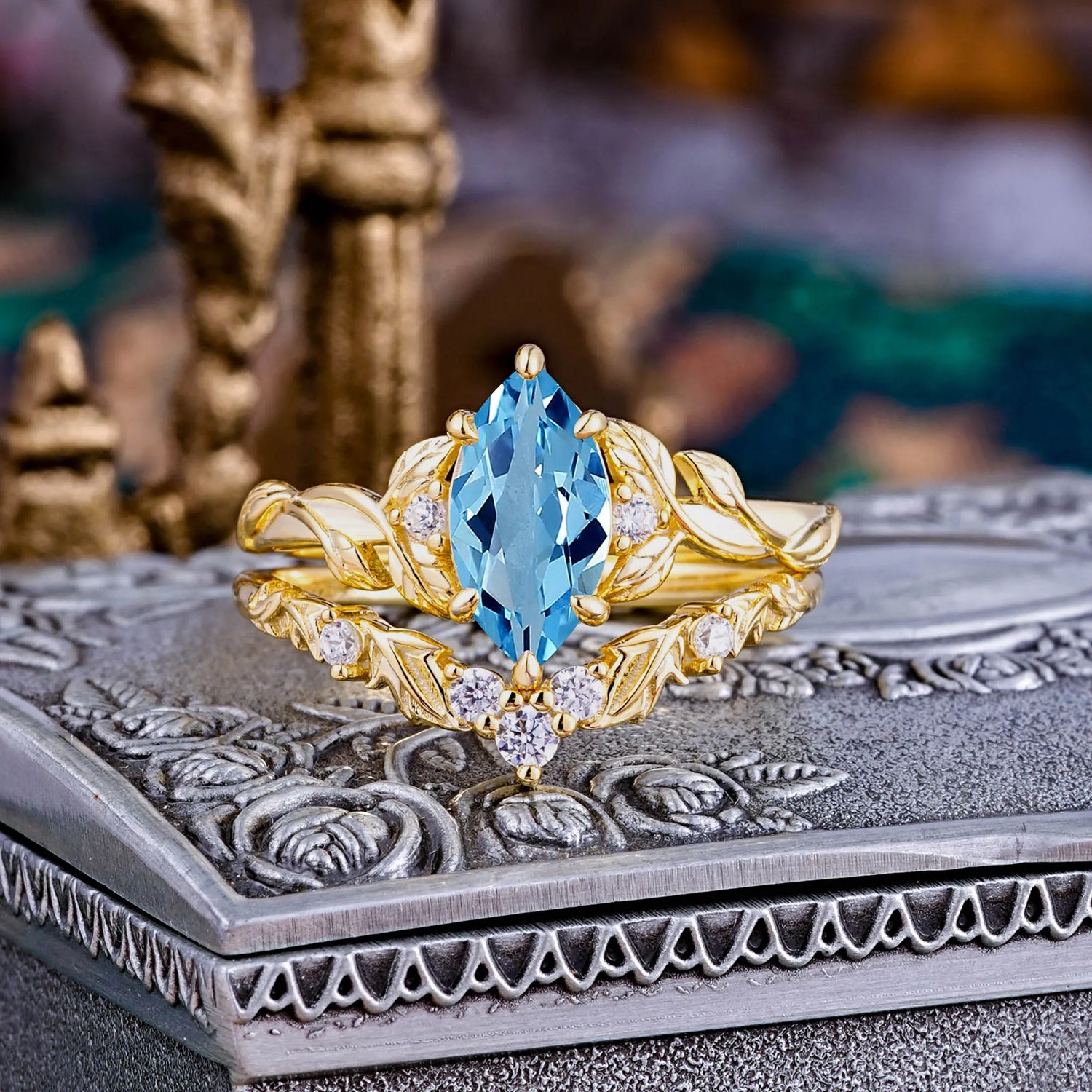 Nature-Inspired 6 Prong Marquise Aquamarine Bridal Ring Set with Vine Motif