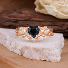 4-Prong Nature-Inspired Heart-Cut Black Onyx Engagement Ring Set