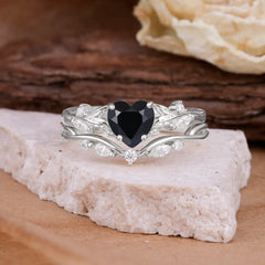 4-Prong Nature-Inspired Heart-Cut Black Onyx Engagement Ring Set