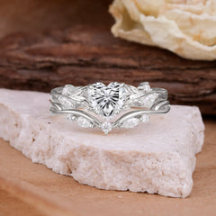 4-Prong Nature-Inspired Heart-Cut Lab Diamond Engagement Ring Set