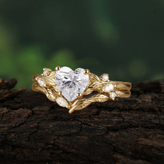 4-Prong Nature-Inspired Heart-Shaped Moissanite Engagement Ring