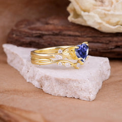 4-Prong Nature-Inspired Heart-Cut Tanzanite Engagement Ring Set