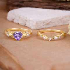 4-Prong Nature-Inspired Heart-Cut Natural Amethyst Engagement Ring Set