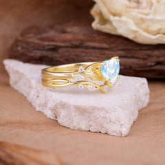 4-Prong Nature-Inspired Heart-Cut Moonstone Engagement Ring Set