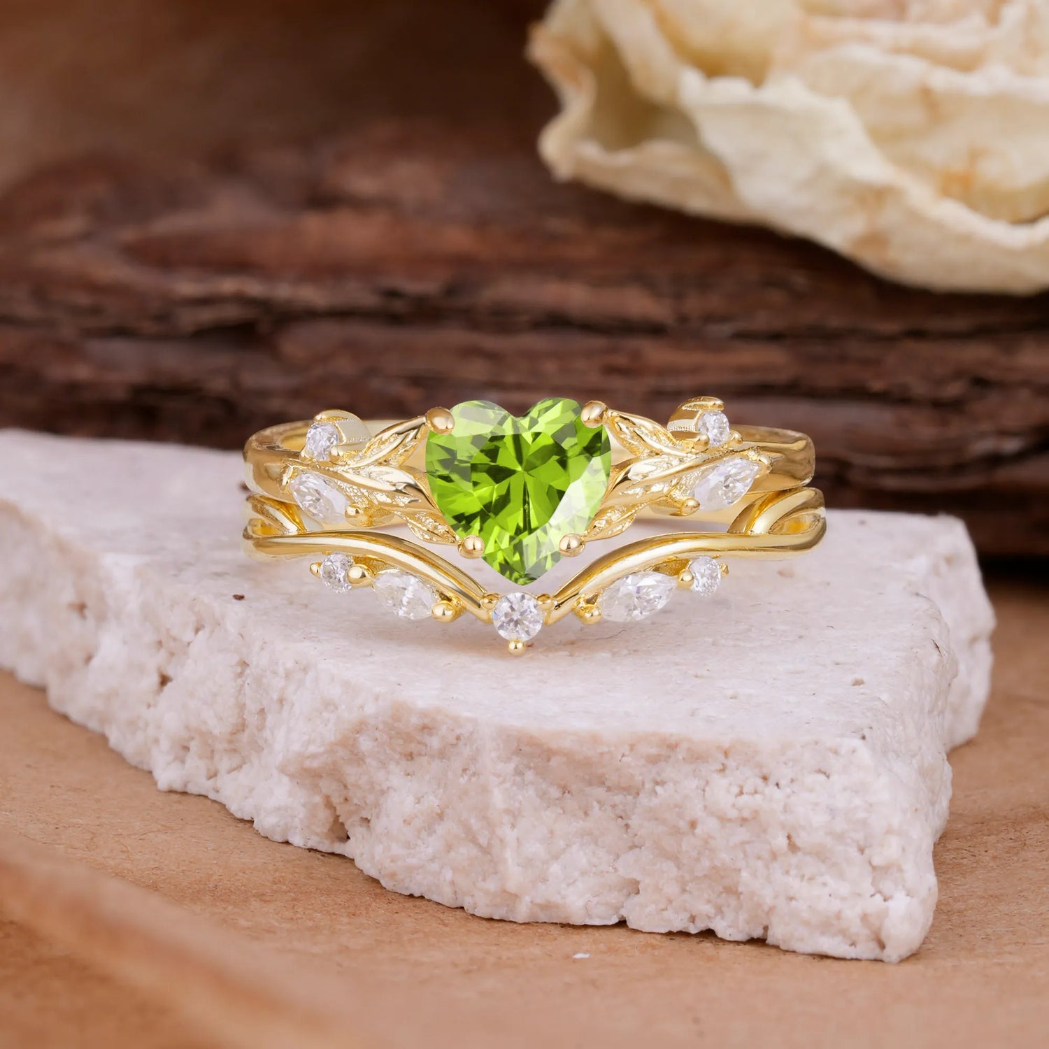 4-Prong Nature-Inspired Heart-Cut Peridot Bridal Ring Set