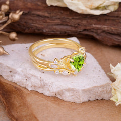 4-Prong Nature-Inspired Heart-Cut Peridot Engagement Ring Set
