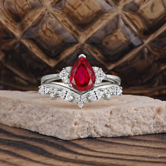 Luxury 3-Prong Pear-Cut Ruby Engagement Ring Set