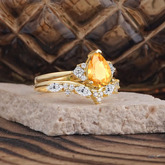 Luxury 3-Prong Pear-Cut Citrine Engagement Ring Set