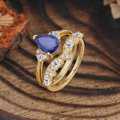 Luxury 3-Prong Pear-Cut Tanzanite Engagement Ring Set