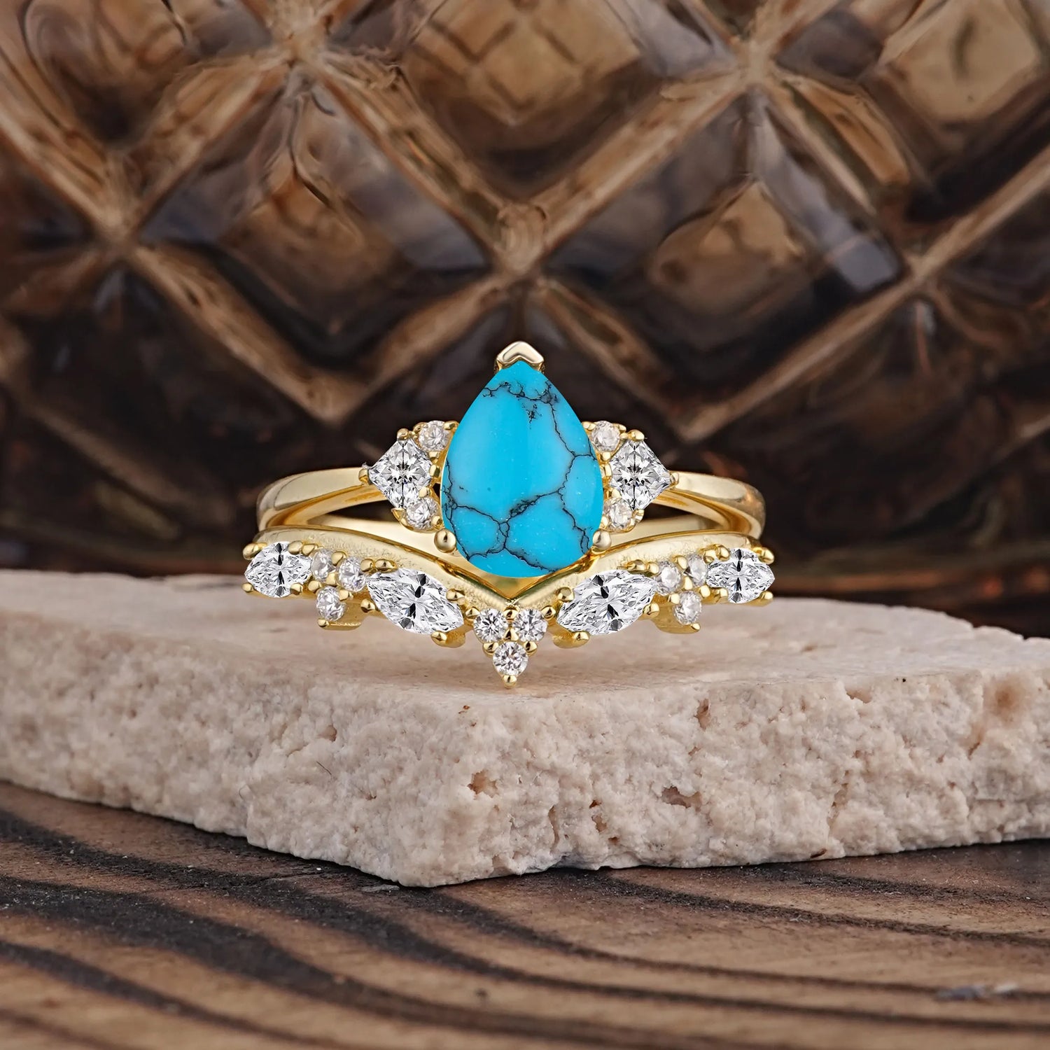 Luxury 3-Prong Pear-Cut Turquoise Bridal Ring Set