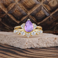 Luxury 3-Prong Pear-Cut Amethyst Engagement Ring Set