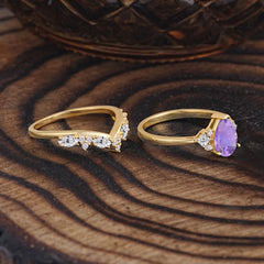 Luxury 3-Prong Pear-Cut Amethyst Engagement Ring Set