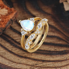 Luxury 3-Prong Pear-Cut Moonstone Engagement Ring Set
