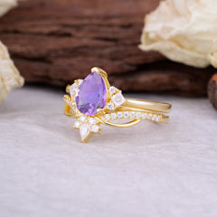 Fashion-Forward 3 Prong Luxury Pear-Cut Natural Amethyst Engagement Ring Set