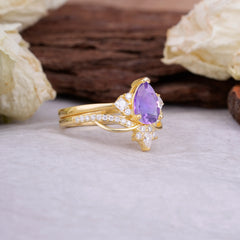 Fashion-Forward 3 Prong Luxury Pear-Cut Natural Amethyst Engagement Ring Set