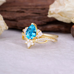 Fashion-Forward Luxury Pear-Cut Aquamarine Engagement Ring Set
