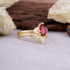 Fashion-Forward Luxury Pear-Cut Ruby Engagement Ring Set