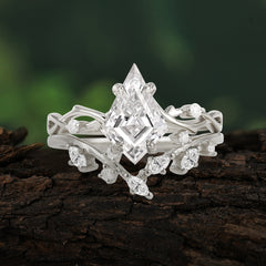 Fashion 4-Prong Kite-Cut Moissanite Engagement Ring Set