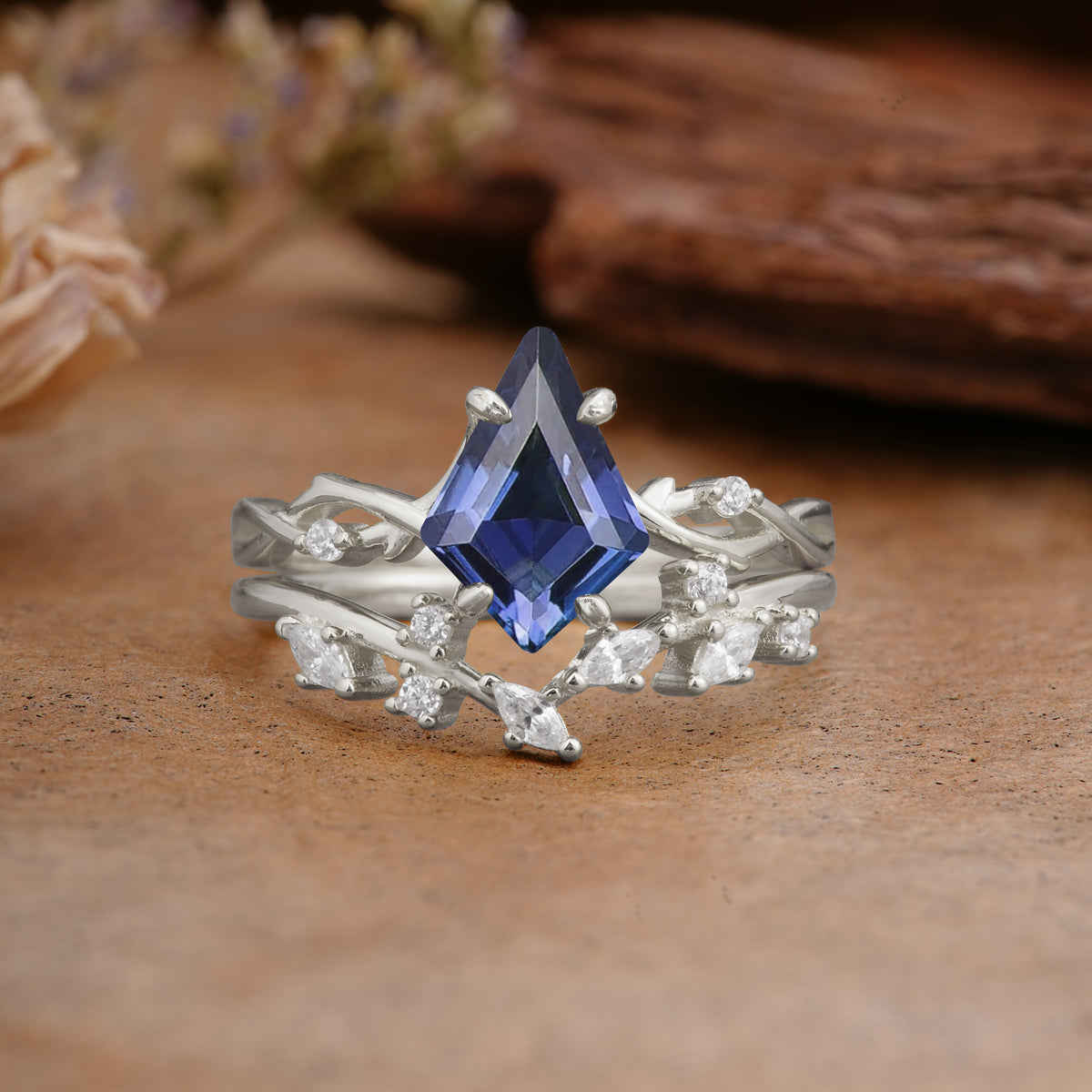 Fashion 4-Prong Kite-Cut Tanzanite Engagement Ring Set - Additional view