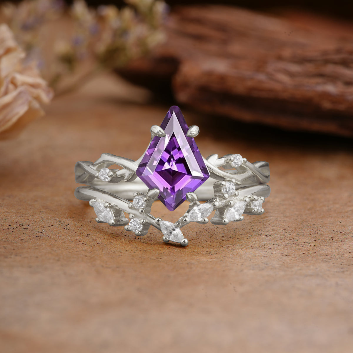 Fashion 4-Prong Kite-Cut Amethyst Engagement Ring Set - Additional view