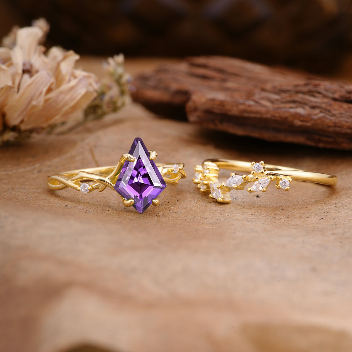 Fashion 4-Prong Kite-Cut Amethyst Engagement Ring Set - Additional view