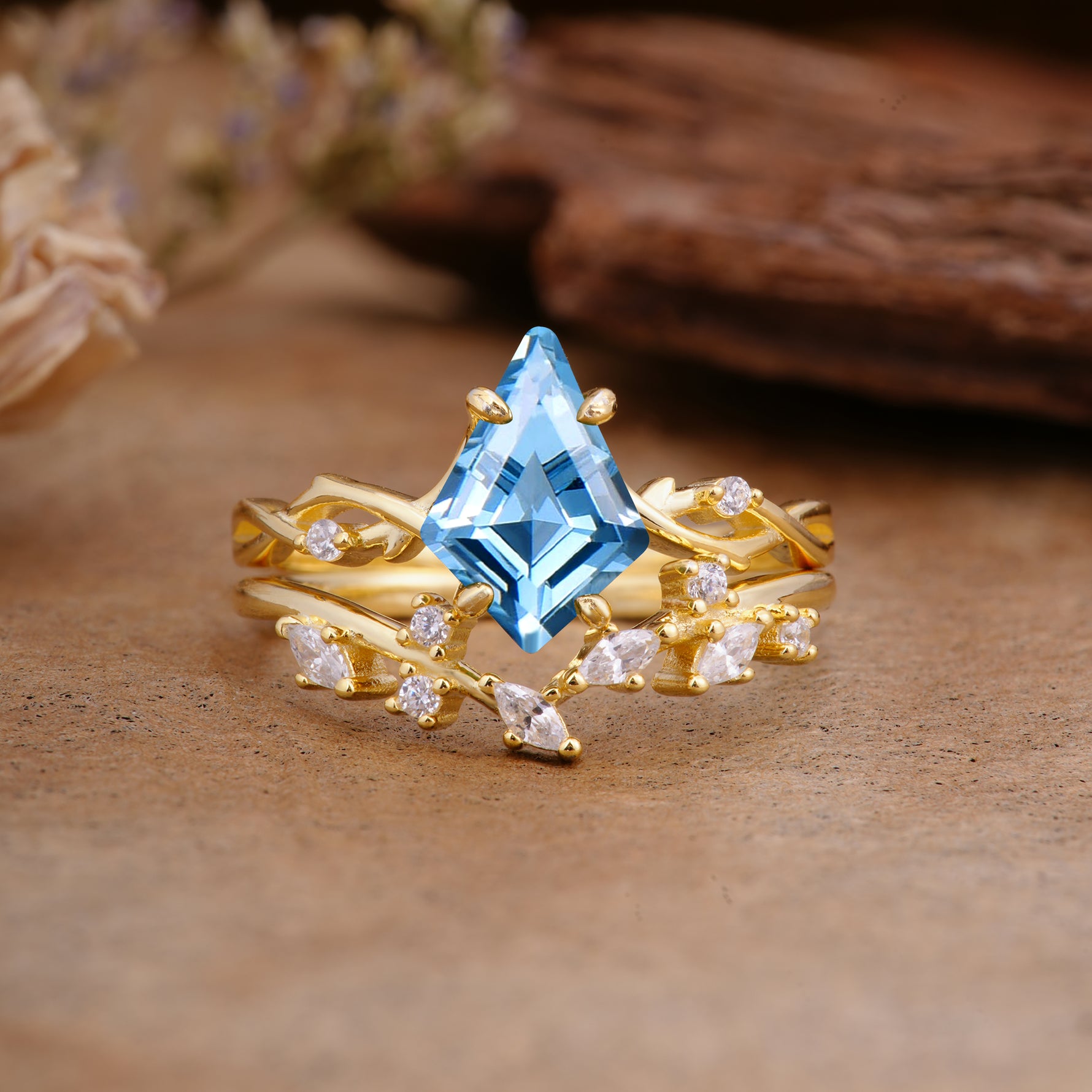 Fashion 4-Prong Kite-Cut Aquamarine Engagement Ring Set - Additional view