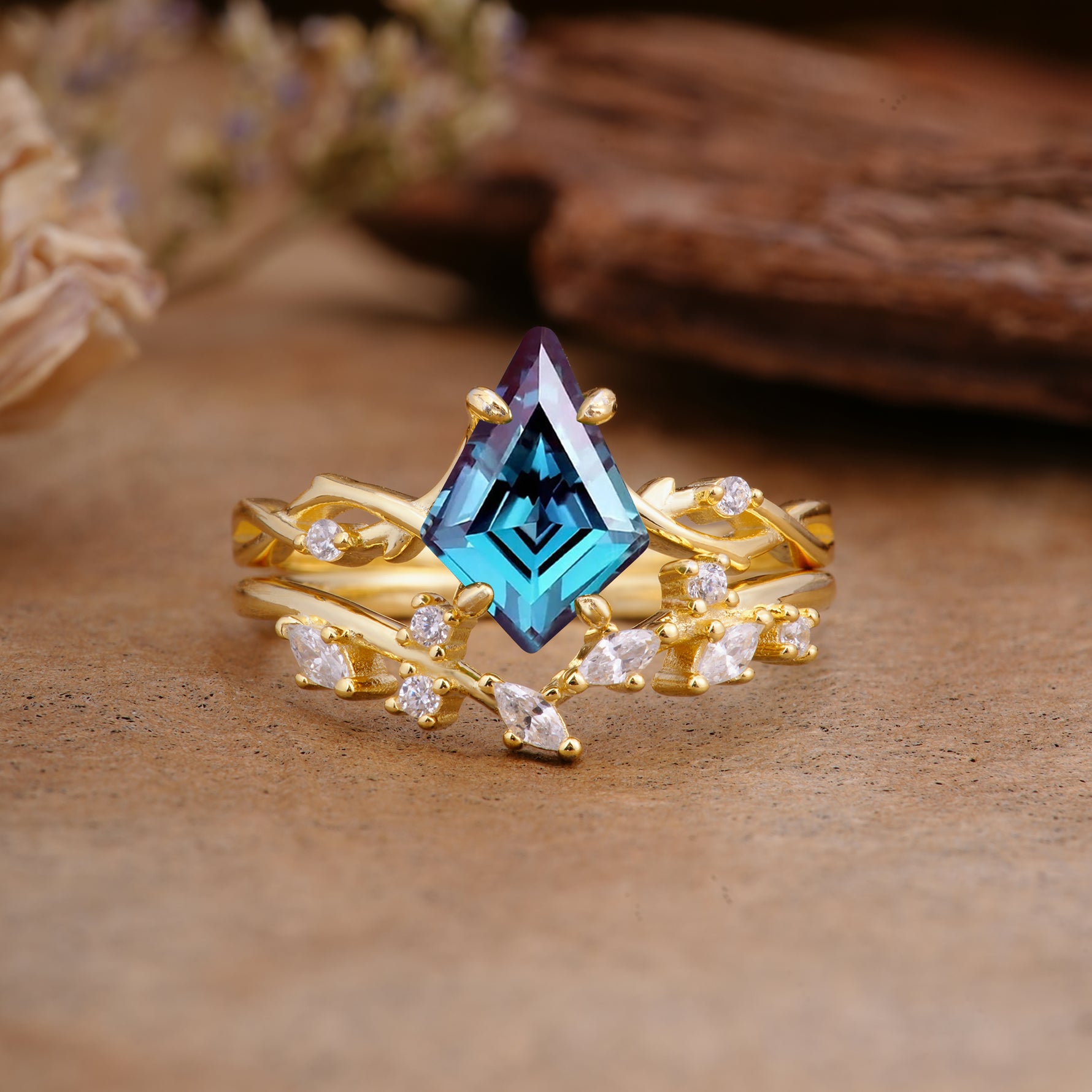 Fashion 4-Prong Kite-Cut Alexandrite Engagement Ring Set - Additional view