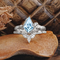 Luxury Nature-Inspired 4-Prong Kite-Cut Aquamarine Engagement Ring Set