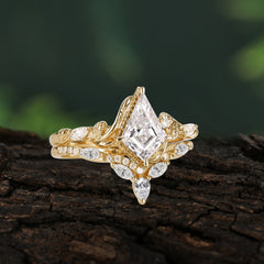 Luxury Nature-Inspired 4-Prong Kite-Cut Moissanite Engagement Ring Set