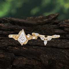 Luxury Nature-Inspired 4-Prong Kite-Cut Moissanite Engagement Ring Set