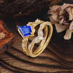 Luxury Nature-Inspired 4-Prong Kite-Cut Sapphire Engagement Ring Set