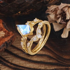 Luxury Nature-Inspired 4-Prong Kite-Cut Moonstone Engagement Ring Set