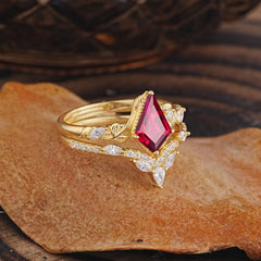 Luxury Nature-Inspired 4-Prong Kite-Cut Ruby Engagement Ring Set