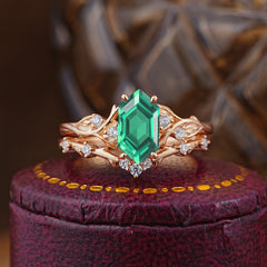 Nature-Inspired 4-Prong Hexagon-Cut Emerald Engagement Ring Set