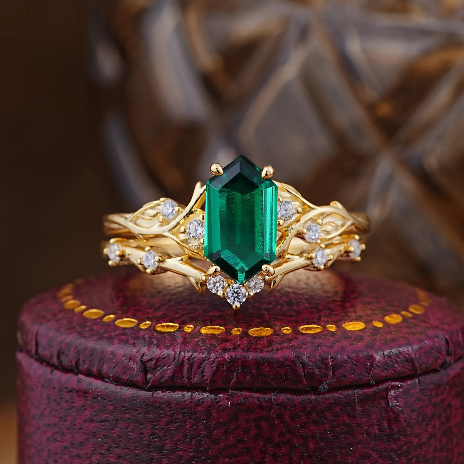Nature-Inspired 4-Prong Hexagon-Cut Emerald Engagement Ring Set