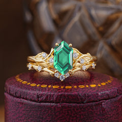 Nature-Inspired 4-Prong Hexagon-Cut Emerald Engagement Ring Set
