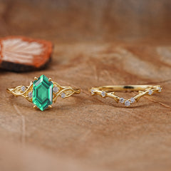Nature-Inspired 4-Prong Hexagon-Cut Emerald Engagement Ring Set