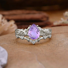 Nature-Inspired 4 Prong Pear-Cut Natural Amethyst Ring Set