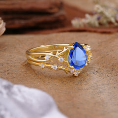 Nature-Inspired 4 Prong Pear-Cut Sapphire Ring Set