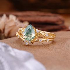 Nature-Inspired 4 Prong Pear-Cut Natural Moss Agate Ring Set