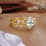 Nature-Inspired Pear-Cut Lab Diamond Ring Set - Additional view
