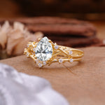 Nature-Inspired Pear-Cut Lab Diamond Ring Set - Additional view