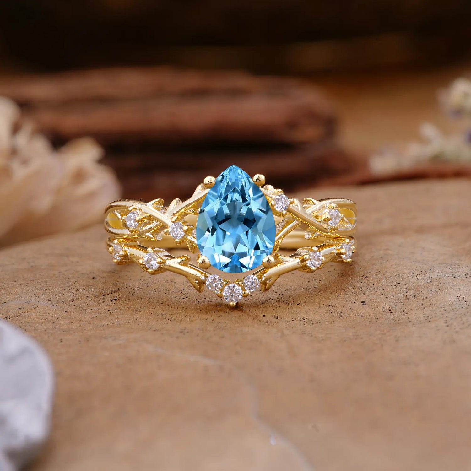 Nature-Inspired Pear-Cut Aquamarine Bridal Ring Set
