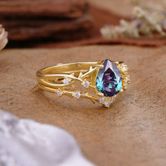 Nature-Inspired Pear-Cut Alexandrite Ring Set