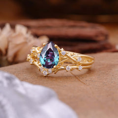 Nature-Inspired Pear-Cut Alexandrite Ring Set