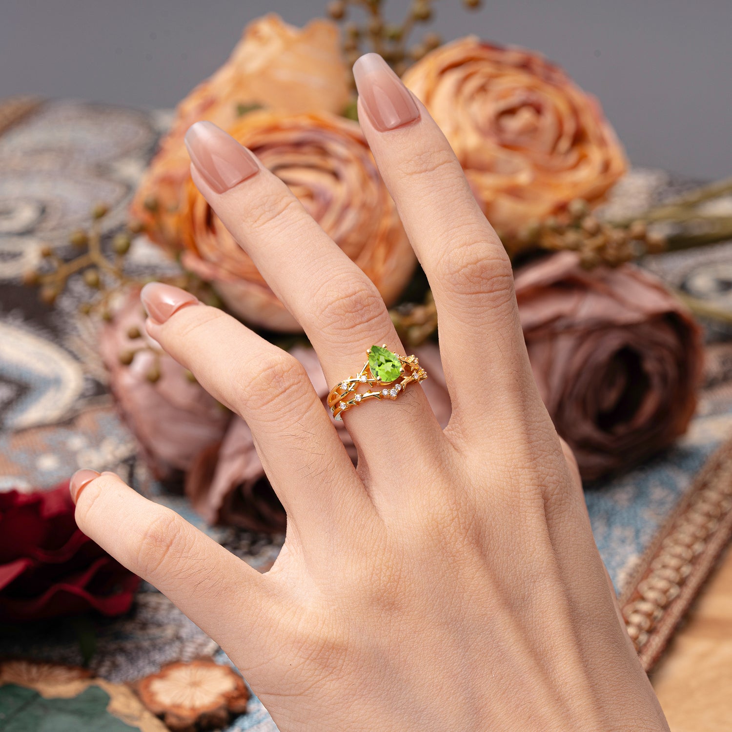Nature-Inspired Pear-Cut Peridot Bridal Ring Set