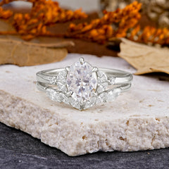 Luxury 6-Prong Oval-Cut Moissanite Engagement Ring Set
